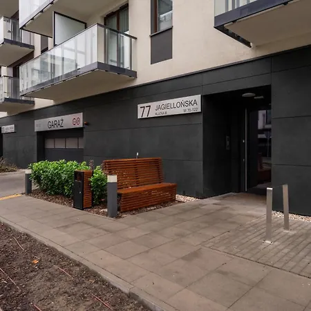 Apartment Jagiellonska - Parking, Balcony - By Rentujemy